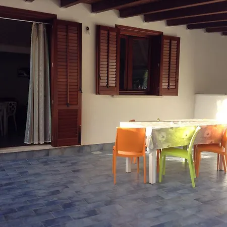 Case Cala Bucerno Castelluzzo Room photo